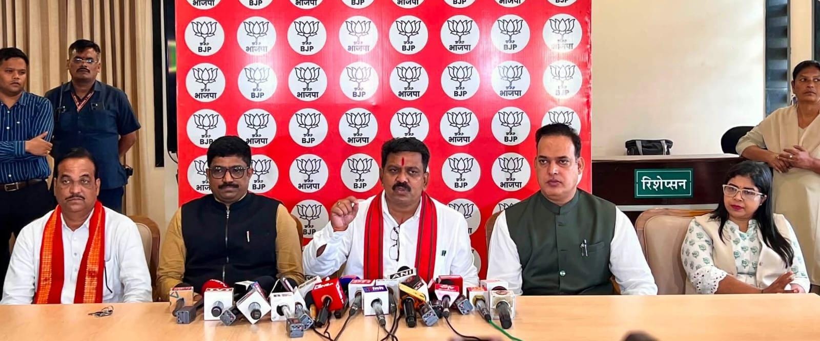 राहुल गांधी युवाओं के मुद्दों की आड़ में अराजकता फैलाने का षड्यंत्र रच रहे : शर्मा